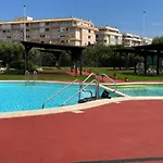 Parque Naciones Апартаменты Торевьиа